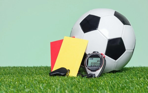 Are You Missing Out on Late Goal Profit Windows in Football Wagers?