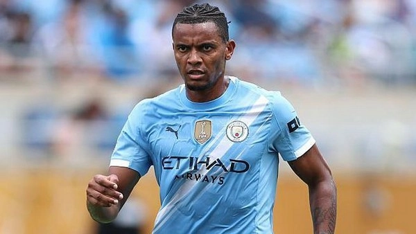 Crystal Palace Set Sights on Manuel Akanji as Guehi Replacement