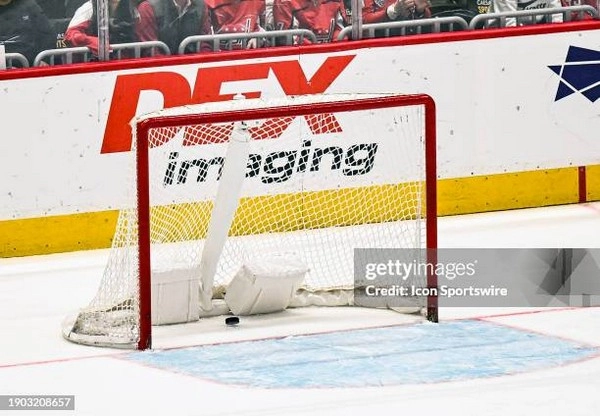 How does an Empty Net Goal change betting outcomes?