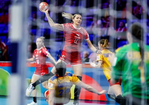 Do block fouls affect betting on penalty totals?