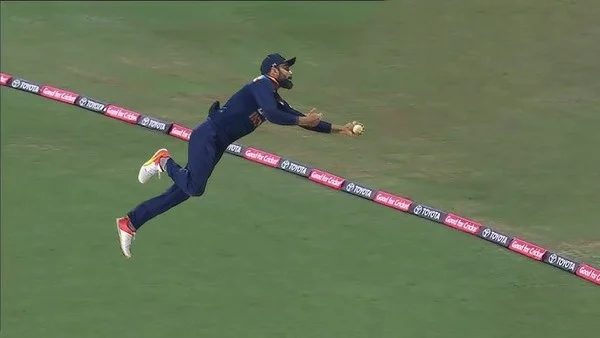 Why does the boundary line matter in total runs betting?