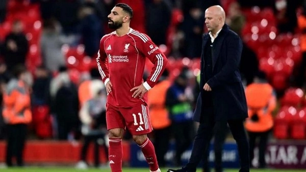 Is Mohamed Salah no longer capable of leading Liverpool, as Carragher claims?