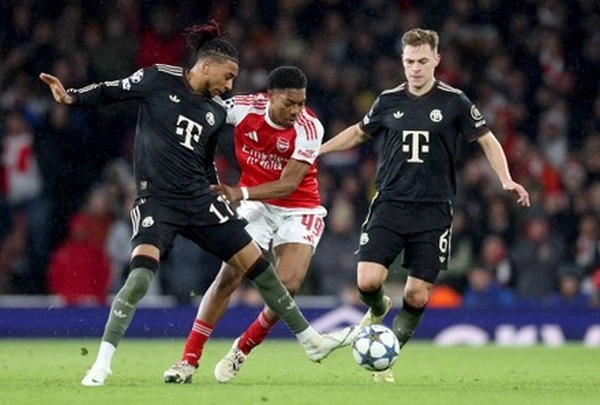 Was Paul Merson right to criticise Myles Lewis Skelly during Arsenal's win over Bayern?