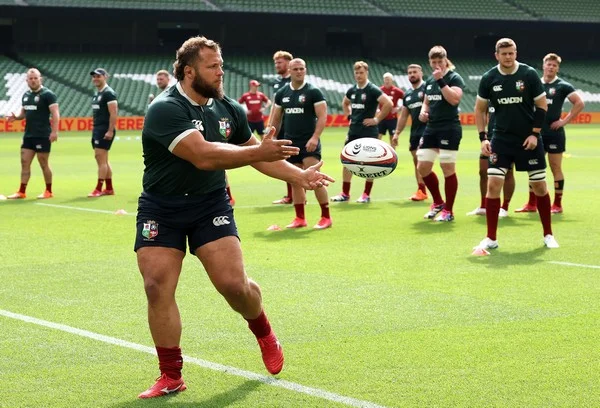 Should you turn betting on the success of a tank series into a long-term opportunity