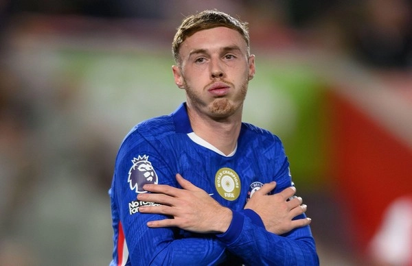 Should Cole Palmer stay at Chelsea instead of moving to Real Madrid?