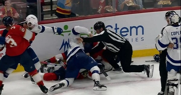 Can icehockey penalty minutes predict match flow?