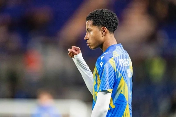 Does the race for Yisa Alao signal a new youth-talent battle between United and Liverpool?