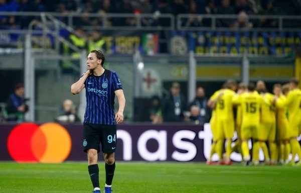 Serie A - Italian football faces crisis, no team can reach last 16 of Champions League